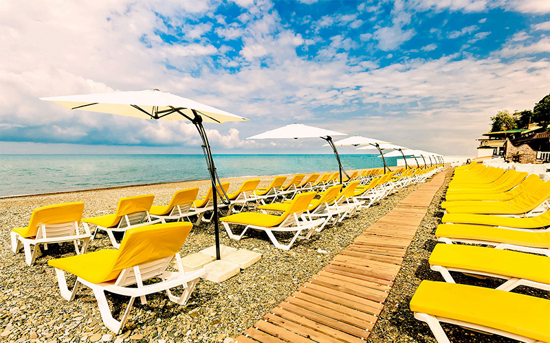 Жемчужина - отель на берегу моря с собственным пляжем